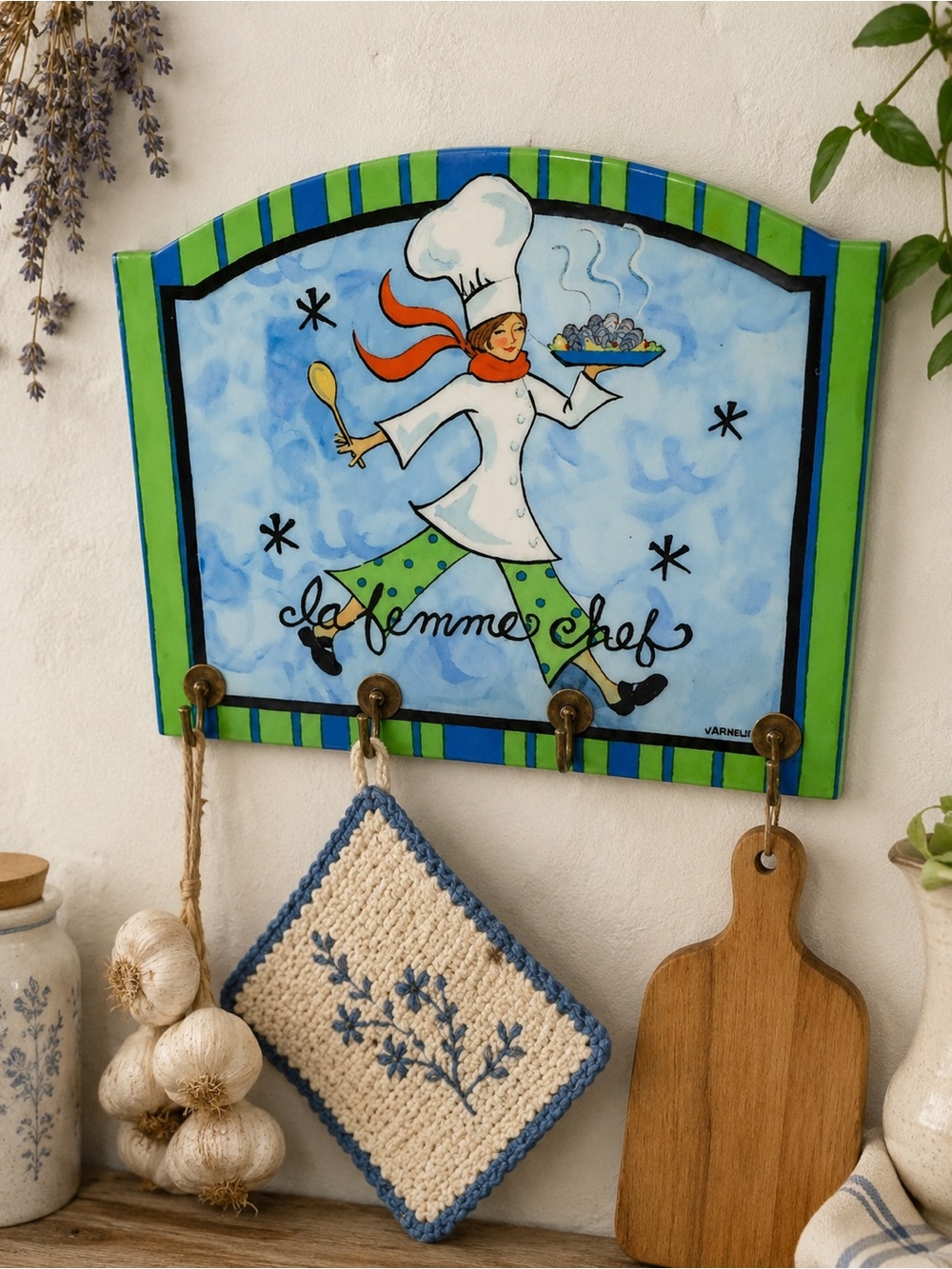 La Femme Chef Wall Hook Rack – Hand Painted Kitchen Decor Organizer